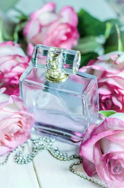 Floral female perfume — Stock Photo, Image