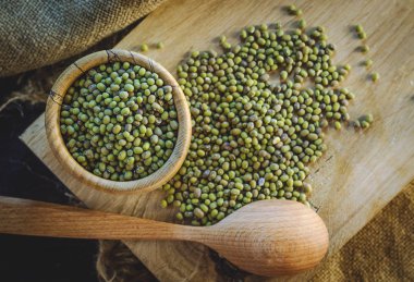 kabuğu çıkarılmış tane mung fasulye