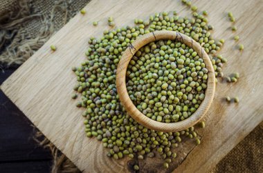 kabuğu çıkarılmış tane mung fasulye