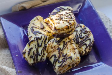 Tabaktaki kurabiyeler