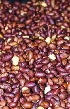 Arka planda kavrulmuş fıstık