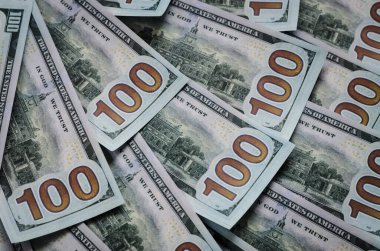 Arkaplan olarak 100 dolar.