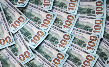 Arkaplan olarak 100 dolar.