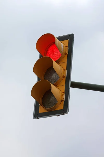 Светофор красный — стоковое фото