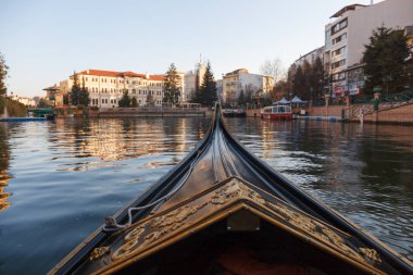 Porsuk Nehri'nde tekne turu