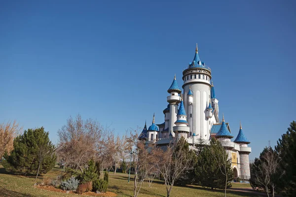 Castillo de cuento de hadas, Turquía — Foto de Stock