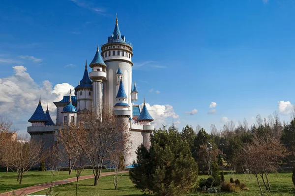 Fairy tale castle, Turkey — Stock Photo, Image