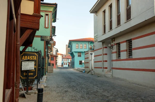 Velhas casas de madeira tradicionais — Fotografia de Stock