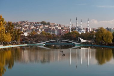 Hergelen kare Camii