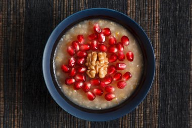 Geleneksel Türk tatlısı Aşure - Noah'ın puding