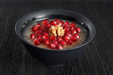 Geleneksel Türk tatlısı Aşure - Noah'ın puding