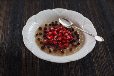 Geleneksel Türk tatlısı Aşure