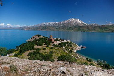 Akdamar Adası, Türkiye 'nin doğusu