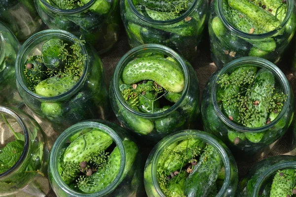 Natuurlijke Producten Behoud Spice Blanco Gemarineerd Komkommers Potten — Stockfoto