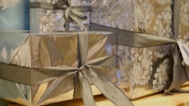 Noel hediyeleri ile kutuları. 4k