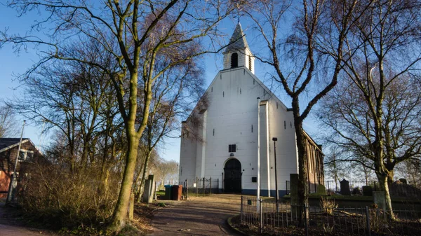 Παλαιά εκκλησία στο Durgerdam — Φωτογραφία Αρχείου