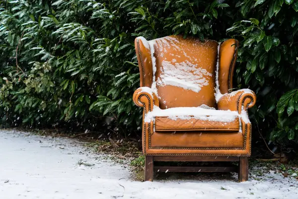 Assento na neve — Fotografia de Stock
