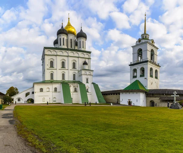 聖三位一体大聖堂,プスコフの正教会, tの大聖堂 — ストック写真