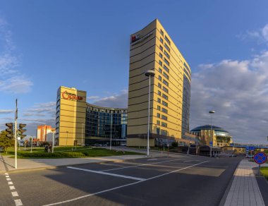 Modern dört yıldızlı otel kompleksi 