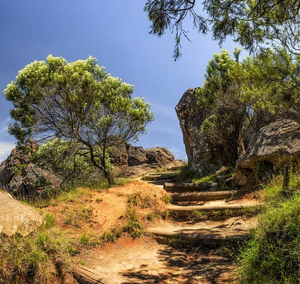 Colgando de roca-un lugar místico en Australia, Victoria — Foto de Stock