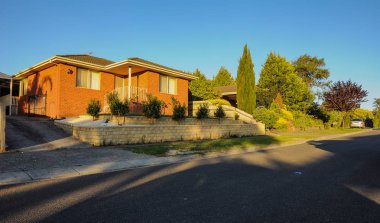 Hallam 'da ılık bir yaz akşamı. 