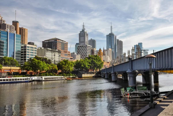 As margens do rio Yarra . — Fotografia de Stock