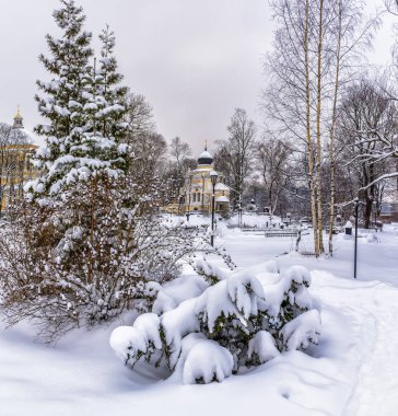  Nikolskoe cemetery is one of the three graveyards of the Alexan