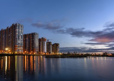 St. Louis 'in yeni kentsel alanı. Petersburg, Güney Highw 'da
