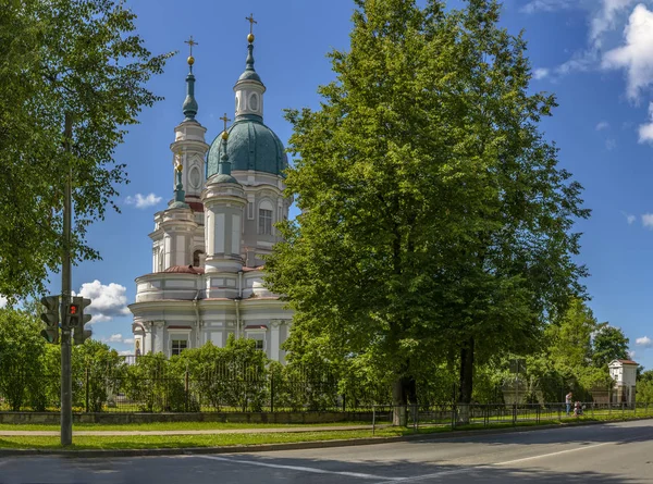 Catherine���s Cathedral, the main Orthodox church in Kingisepp, — 图库照片