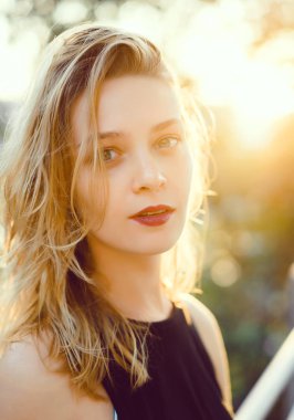 Güzel kadın portresi