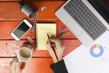 Ofis resepsiyon masası üstünde tepe