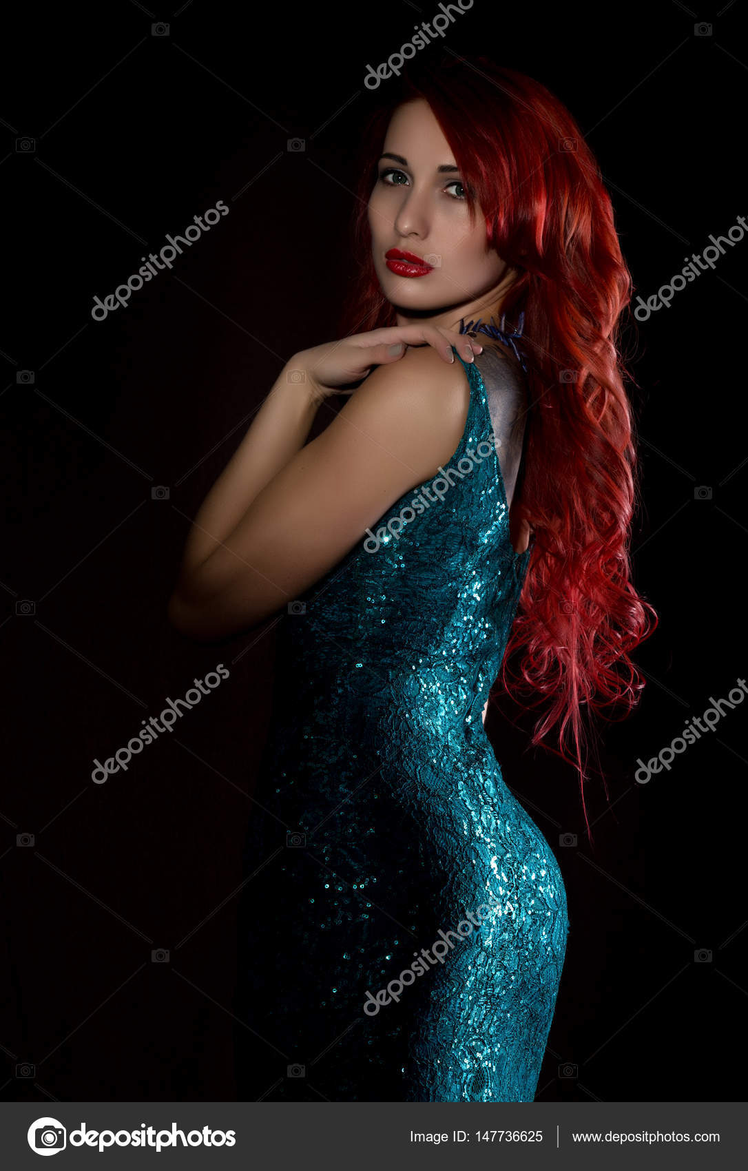 Redhead Tight Dress