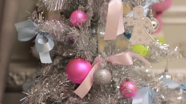 Χριστούγεννα και νέο έτος διακόσμηση. προετοιμασία για τις διακοπές. — Αρχείο Βίντεο