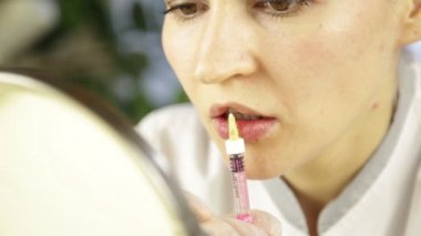Şevval Özçelik Güzellik kendini yapıyor hyaluronik asit dolgu enjeksiyonu dudakları