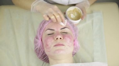 Yüz Cilt maskesi ile temizlik kozmetik tıp muamele kadın