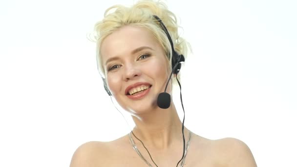 Sexiga Leende Kvinna Som Arbetar Ett Callcenter Headsetet Telemarketing Kvinna — Stockvideo