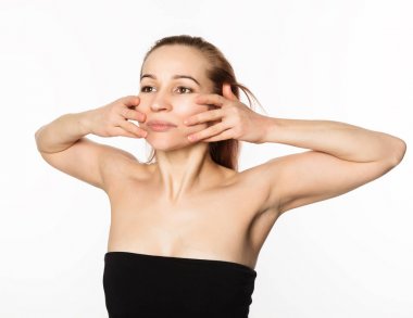 Yaşlanma Cilt önlenmesi, kadın bir yüz bina için çalışmaları gerçekleştirir. Sağlık ve güzellik kavramı