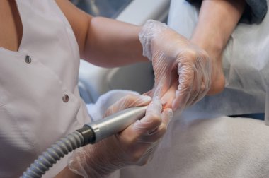 profesyonel tırnak teknisyeni zımparalama çivi makinası