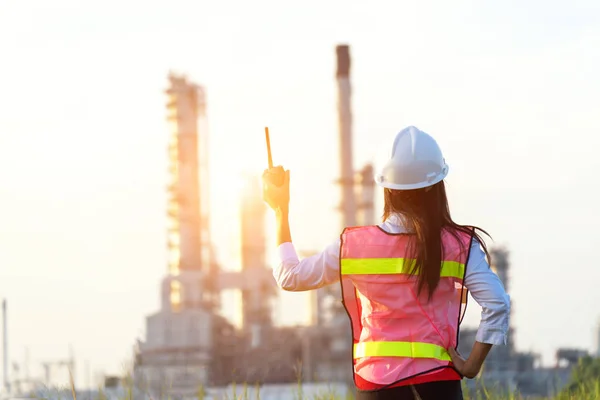 Las mujeres ingenieras en la central eléctrica, Tailandia —  Fotos de Stock