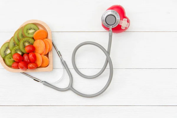 Dieta Pérdida Peso Para Cuidado Saludable Con Estetoscopio Médico Frutas — Foto de Stock