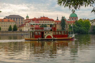 Zevk teknede Vltava Nehri, Prague, Çek Cumhuriyeti
