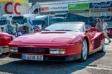 Nisan 2015: Ferrari Testarossa devre de Barcelona, Catalonia, İspanya.