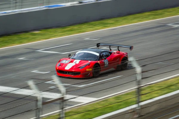 Április 2015: Ferrari 458 Italia Circuit de Barcelona, Katalónia, Spanyolország. — Stock Fotó