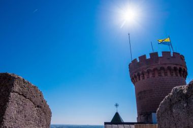 Barselona, Katalonya, İspanya 'daki şatoyu terk ediyor..