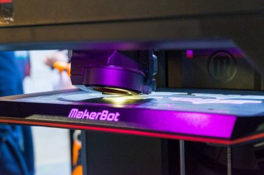 La Farga Fuar sinema ve Tv programı salonda.