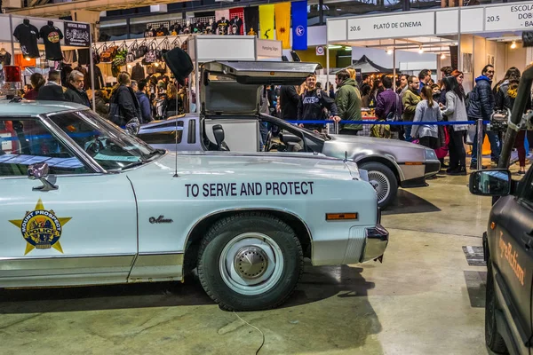 Hospitalet, İspanya - Ocak 2017: La Farga Fuar sinema ve Tv programı bara.