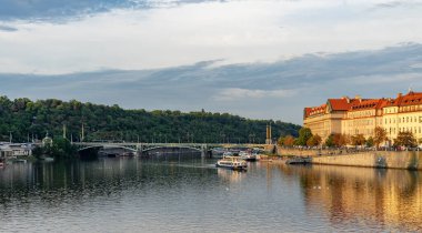 Çek Cumhuriyeti 'nde Charles Bridge Prag.