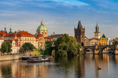 Çek Cumhuriyeti 'nde Charles Bridge Prag.