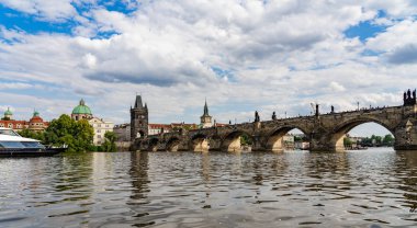 Çek Cumhuriyeti 'nde Manes Köprüsü Prag.