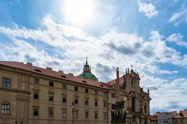 Kostel svatého Mikuláše Praha. — Stock fotografie